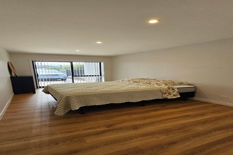 Photo of property in 54 View Road, Campbells Bay, Auckland, 0630