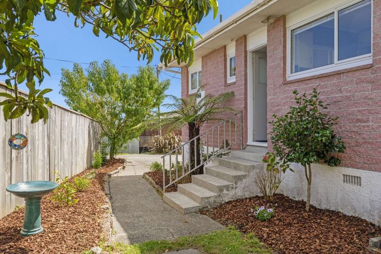 Photo of property in 1/27 Maitland Avenue, Stoke, Nelson, 7011