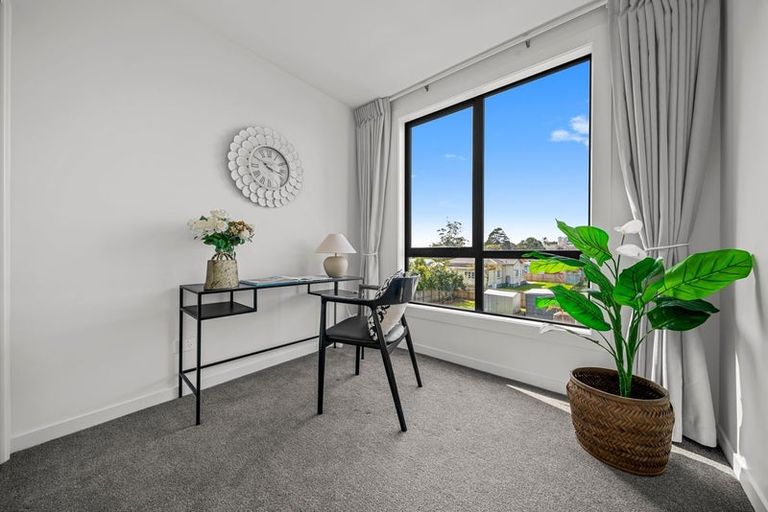 Photo of property in 5b Lomond Street, Takapuna, Auckland, 0622