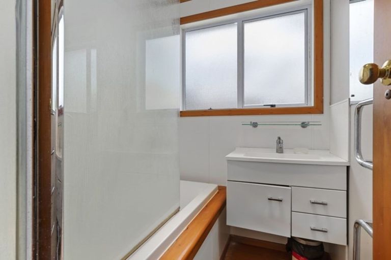 Photo of property in 23 Haultain Street, Fairfield, Hamilton, 3214