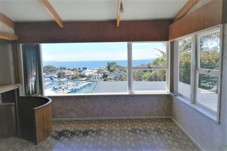 Photo of property in 23 Tawatawa Street, Long Bay, Auckland, 0630