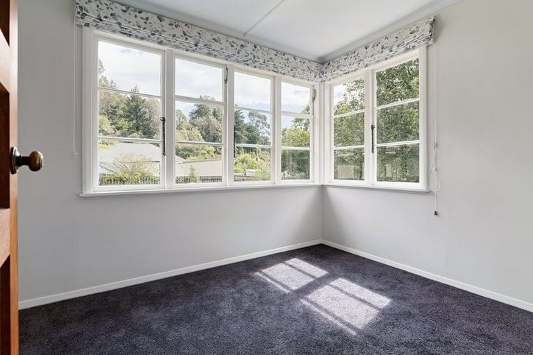 Photo of property in 124 Tipahi Street, Nelson South, Nelson, 7010