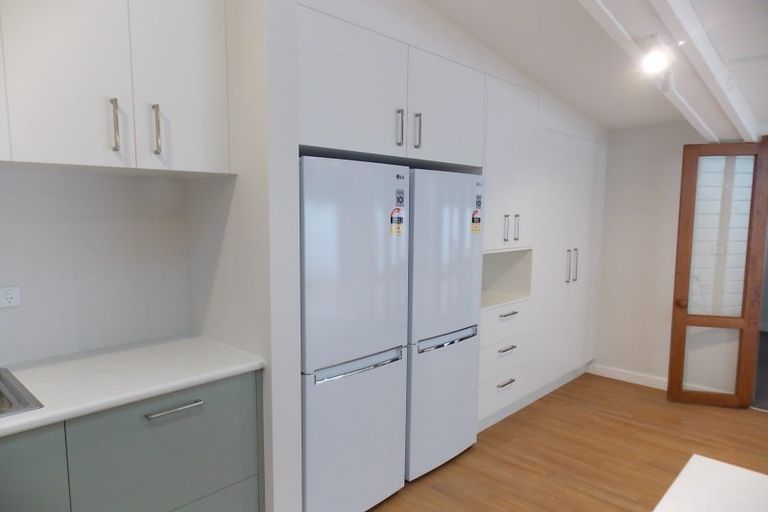 Photo of property in 25 Everton Terrace, Kelburn, Wellington, 6012