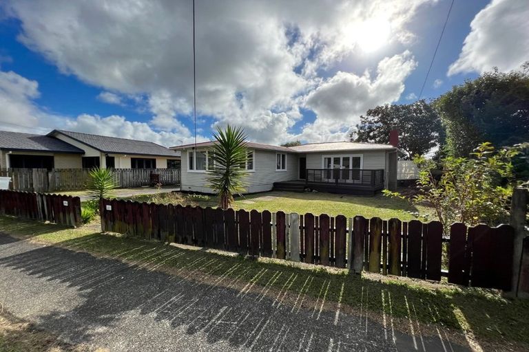 Photo of property in 37 Metcalfe Road, Ranui, Auckland, 0612