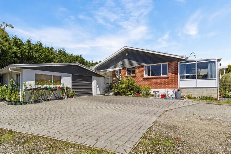 Photo of property in 8 Allan Street, Waimate, 7924