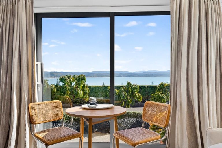 Photo of property in 40 Roslyn Road, Bluff Hill, Napier, 4110