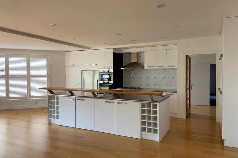 Photo of property in 1/16 Clifton Road, Hauraki, Auckland, 0622