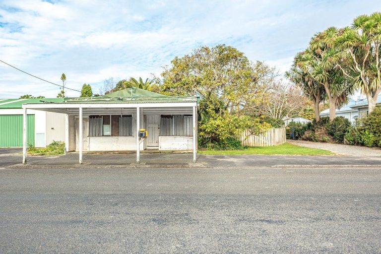 Photo of property in 5 Ihupuku Street, Waitotara, Whanganui, 4588