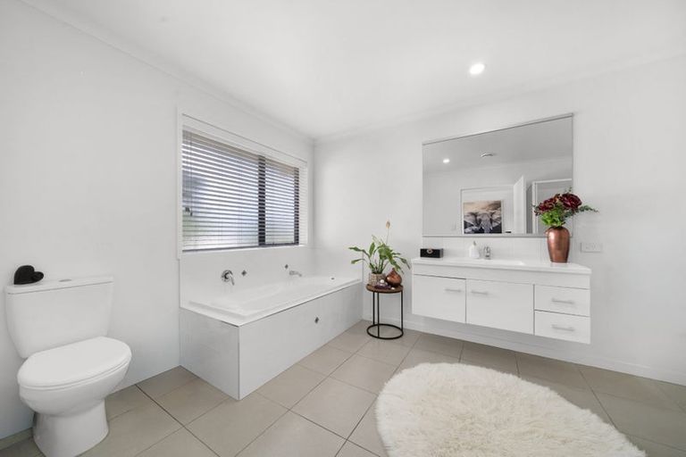 Photo of property in 1518 Great South Road, Ramarama, Drury, 2579