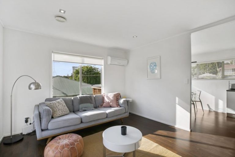 Photo of property in 37b Salisbury Road, Birkdale, Auckland, 0626