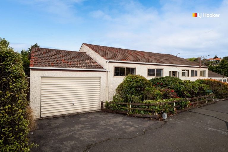 Photo of property in 140a Kenmure Road, Kenmure, Dunedin, 9011