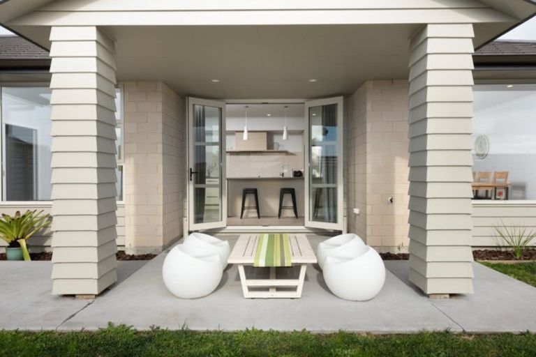 Photo of property in 17 Applin Lane, Pyes Pa, Tauranga, 3112