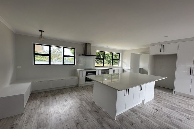 Photo of property in 63 Windsor Road, Bellevue, Tauranga, 3110