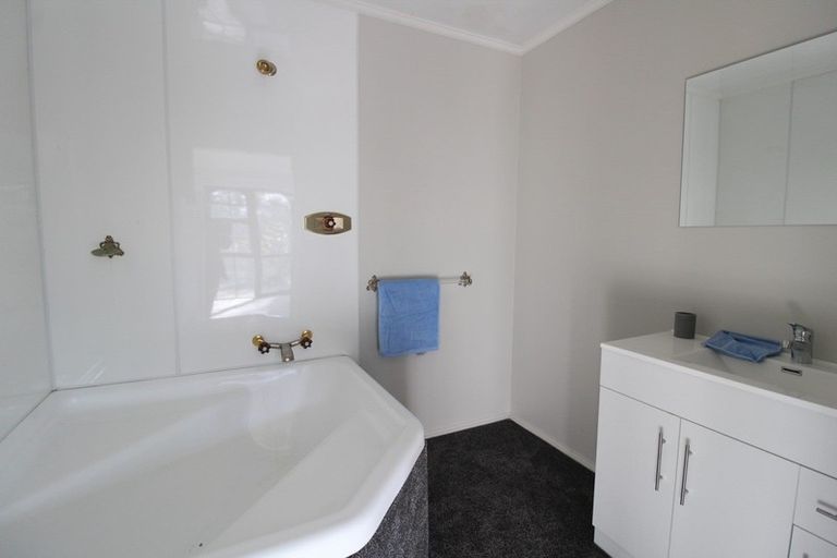 Photo of property in 241 Gap Road West, Winton, 9781