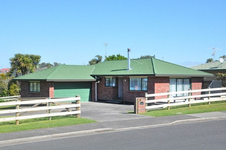Photo of property in 34 Constable Road, Waiuku, 2123