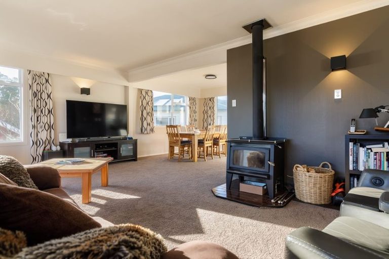 Photo of property in 7 Krishna Way, Khandallah, Wellington, 6035