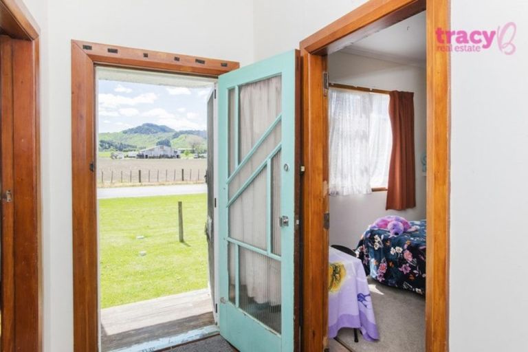 Photo of property in 10 Balfour Road, Te Karaka, 4022