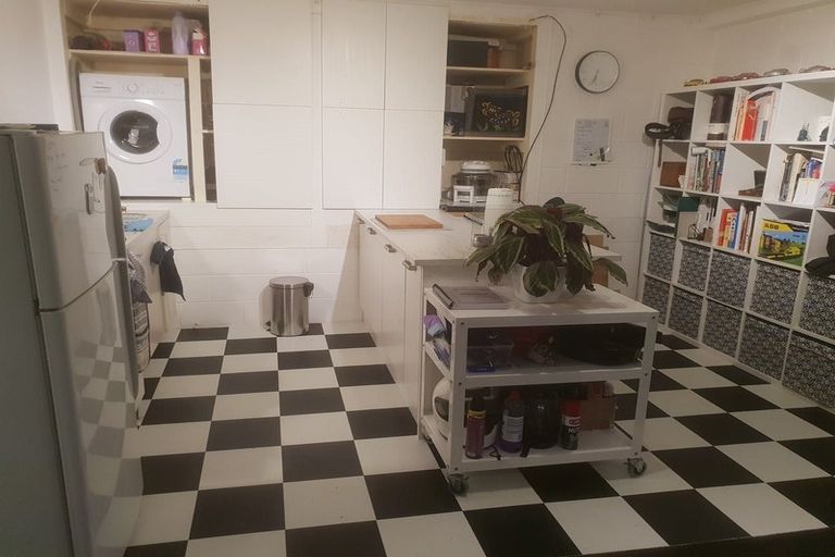 Photo of property in 16 Valhalla Drive, Beach Haven, Auckland, 0626