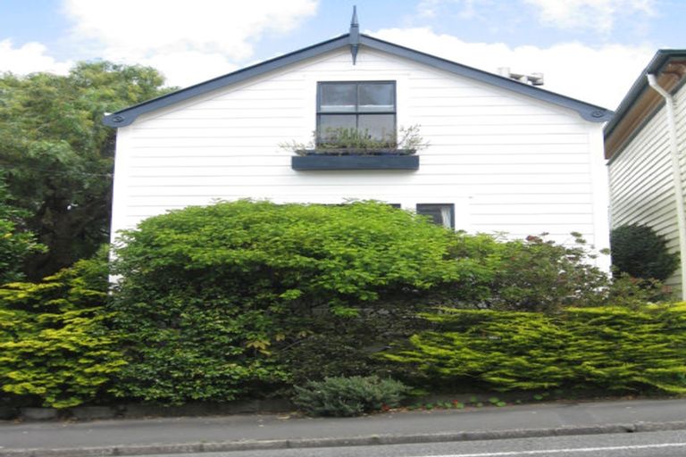 Photo of property in 13 Cottleville Terrace, Thorndon, Wellington, 6011