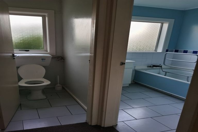 Photo of property in 2/11 Middleton Road, Upper Riccarton, Christchurch, 8041