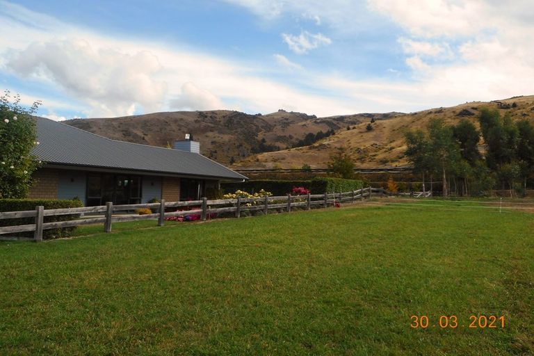 Photo of property in 165 Ripponvale Road, Cromwell, 9384