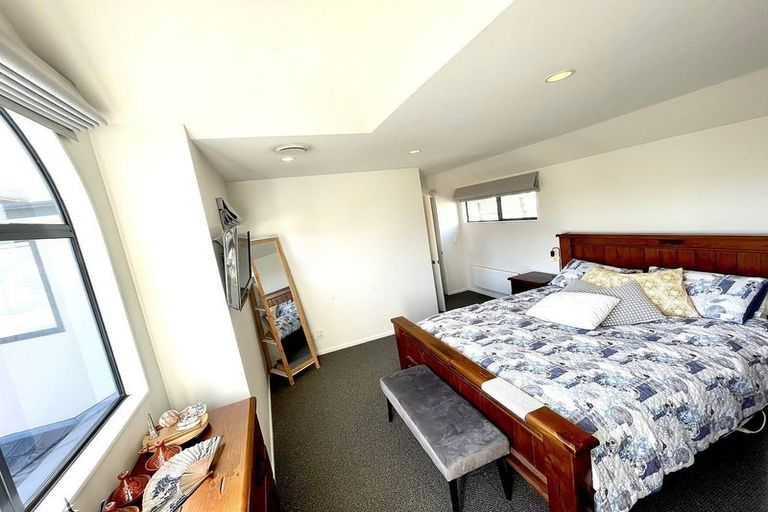 Photo of property in 17a Furlong Crescent, Churton Park, Wellington, 6037