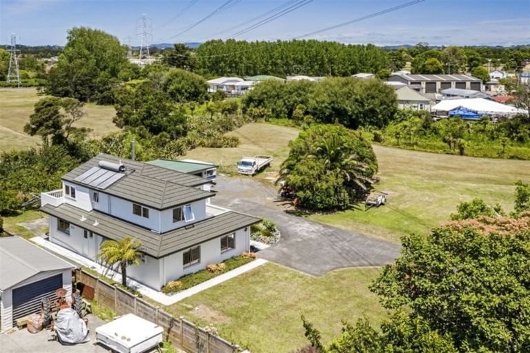 Photo of property in 22 Weza Lane, Kumeu, 0810