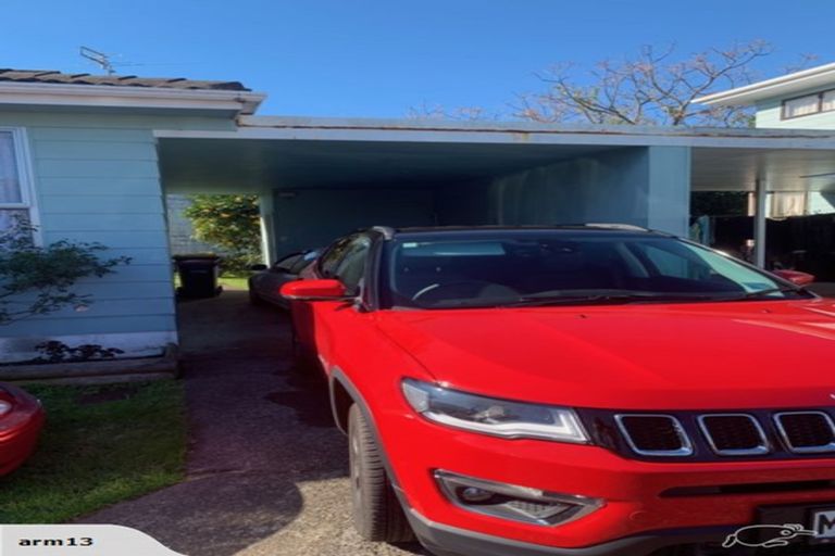Photo of property in 1/34 Darren Crescent, Half Moon Bay, Auckland, 2012