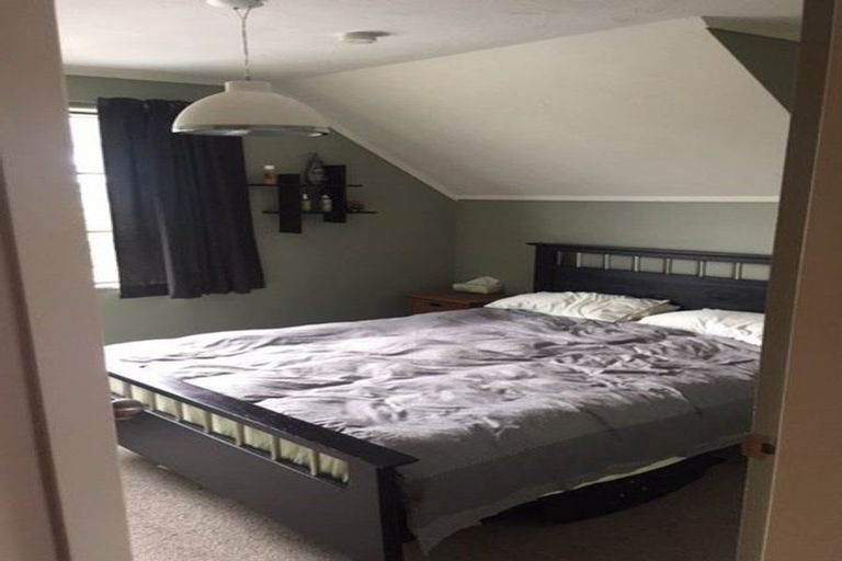 Photo of property in 42 Satara Crescent, Khandallah, Wellington, 6035