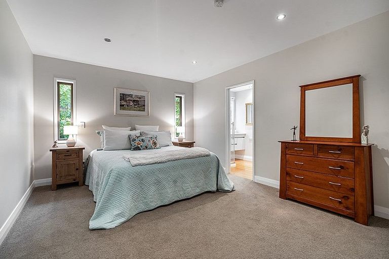 Photo of property in 31 Swann Beach Road, Stanmore Bay, Whangaparaoa, 0932