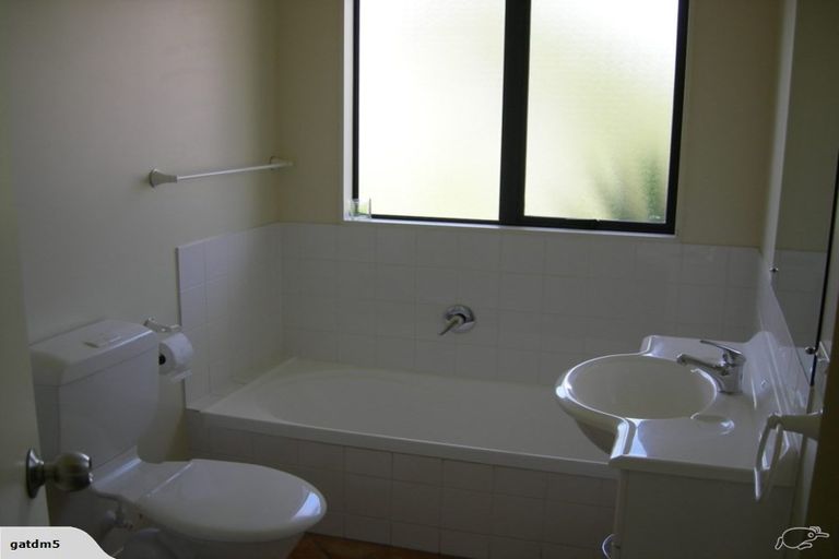 Photo of property in 1/15 Glastron Place, Bayview, Auckland, 0629