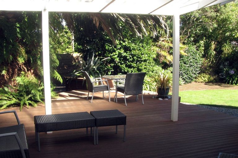 Photo of property in 24 Bracken Street, Petone, Lower Hutt, 5012