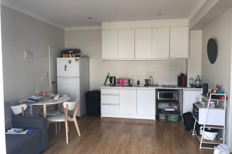 Photo of property in 21e Stamford Crescent, Flat Bush, Auckland, 2019
