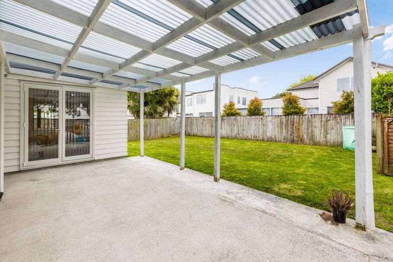 Photo of property in 37 Kauri Drive, Takanini, 2112