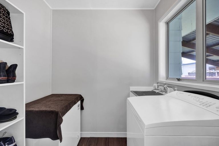 Photo of property in 39 Fairfield Road, Hawera, 4610