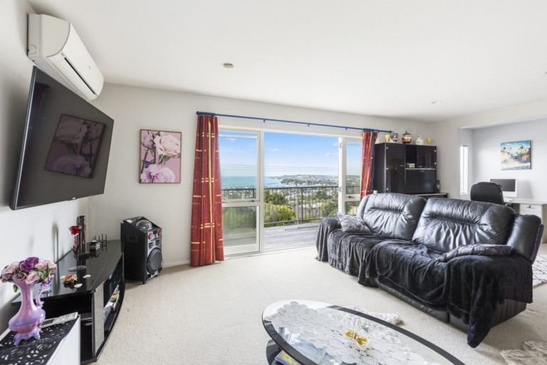 Photo of property in 2/491 Whangaparaoa Road, Stanmore Bay, Whangaparaoa, 0932