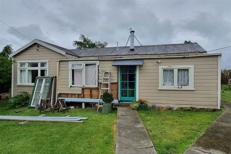 Photo of property in 6 Herbert Street, Waimate, 7924