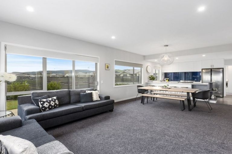Photo of property in 14 Windermere Drive, Mosgiel, 9024