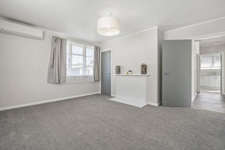 Photo of property in 40 Pine Avenue, Bader, Hamilton, 3206