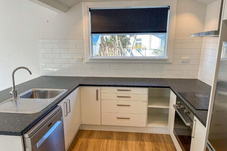 Photo of property in 257 Estuary Road, South New Brighton, Christchurch, 8062