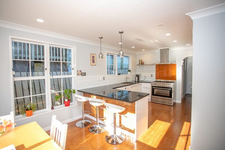 Photo of property in 1a Gloucester Street, Silverstream, Upper Hutt, 5019