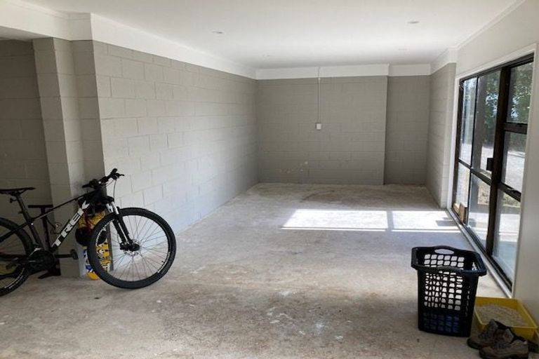 Photo of property in 3 Hilling Street, Titirangi, Auckland, 0604