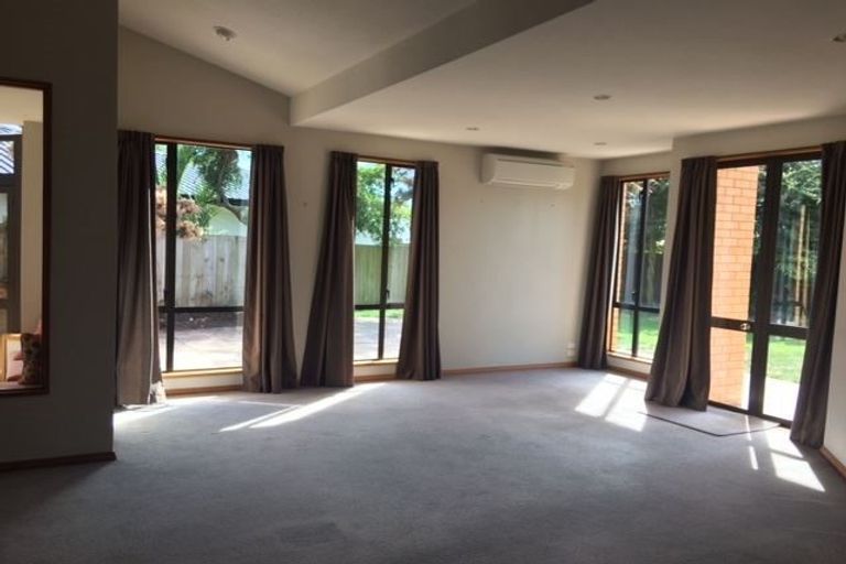 Photo of property in 8 Country Place, Burwood, Christchurch, 8083