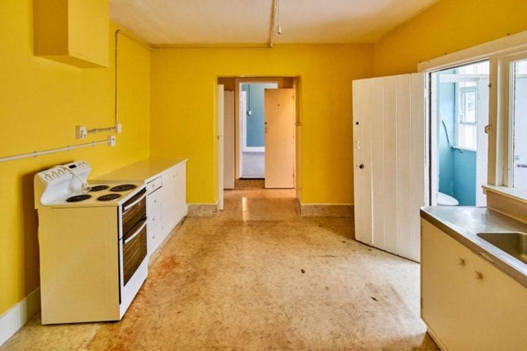 Photo of property in 49 Riddlers Crescent, Petone, Lower Hutt, 5012