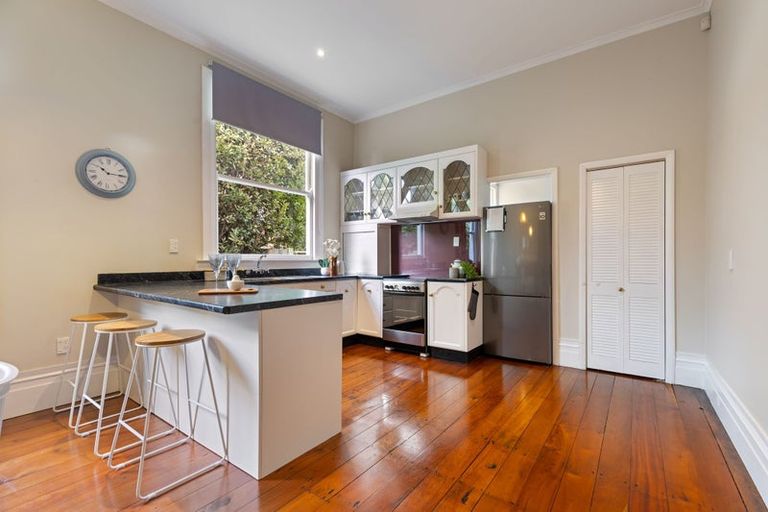 Photo of property in 38 Waldegrave Street, Palmerston North, 4410