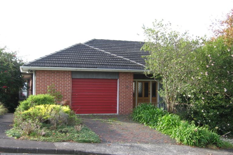 Photo of property in 1/46 Gill Avenue, Te Atatu Peninsula, Auckland, 0610