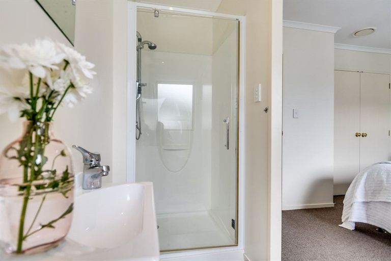 Photo of property in 6b Windsor Terrace, Taradale, Napier, 4112