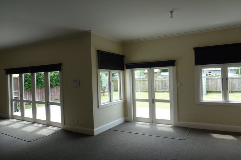 Photo of property in 23 Milverton Avenue, Hokowhitu, Palmerston North, 4410
