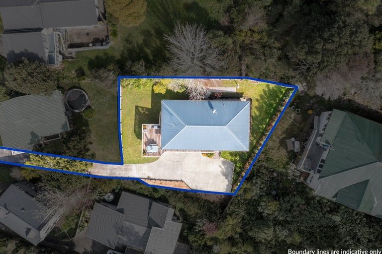 Photo of property in 2/13 Noeleen Street, Glenfield, Auckland, 0629