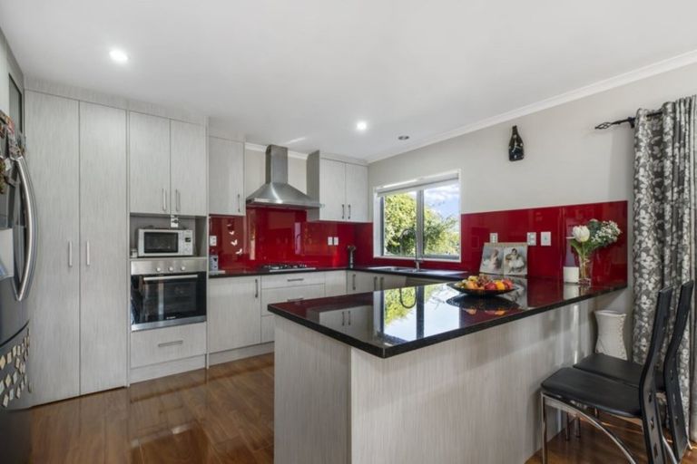 Photo of property in 8a Ellen Street, Manurewa East, Auckland, 2102